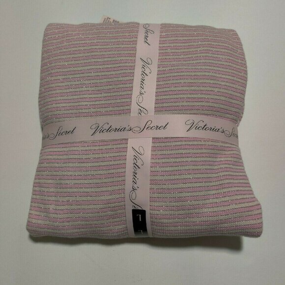 Victoria's Secret Thermal PJs - Picture 2 of 6